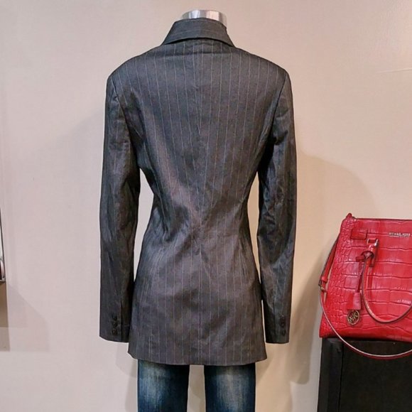 💥STUNNING💥Gray Pinstriped Double Breasted Blazer - Picture 4 of 14